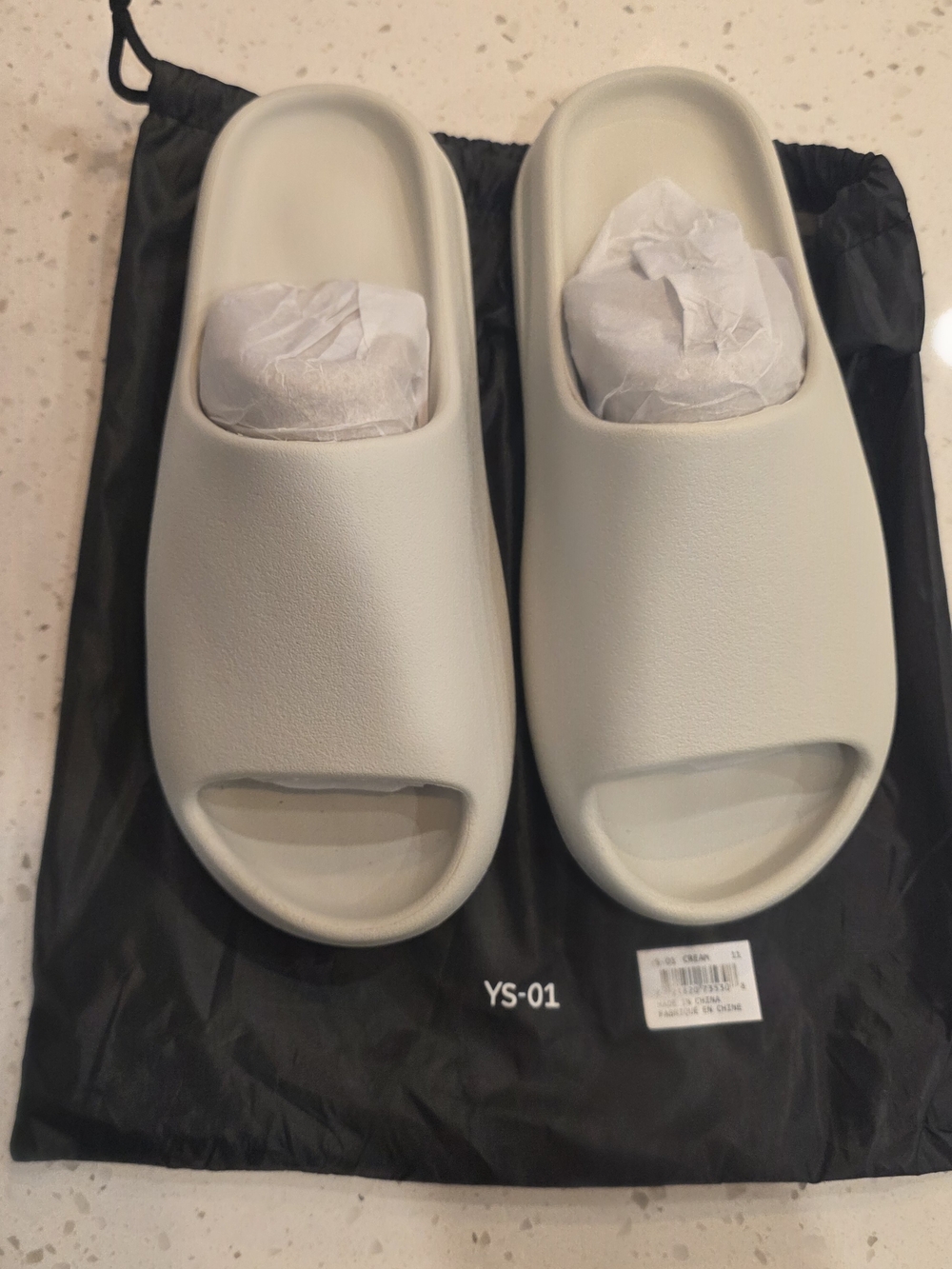 Yeezy YS-01 Cream Slides Size 11